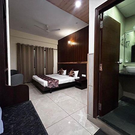 Hangout Inn Bhāgalpur Eksteriør bilde
